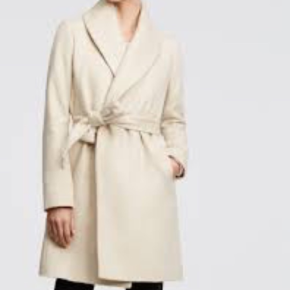 Ivory belted wool coat - NEW